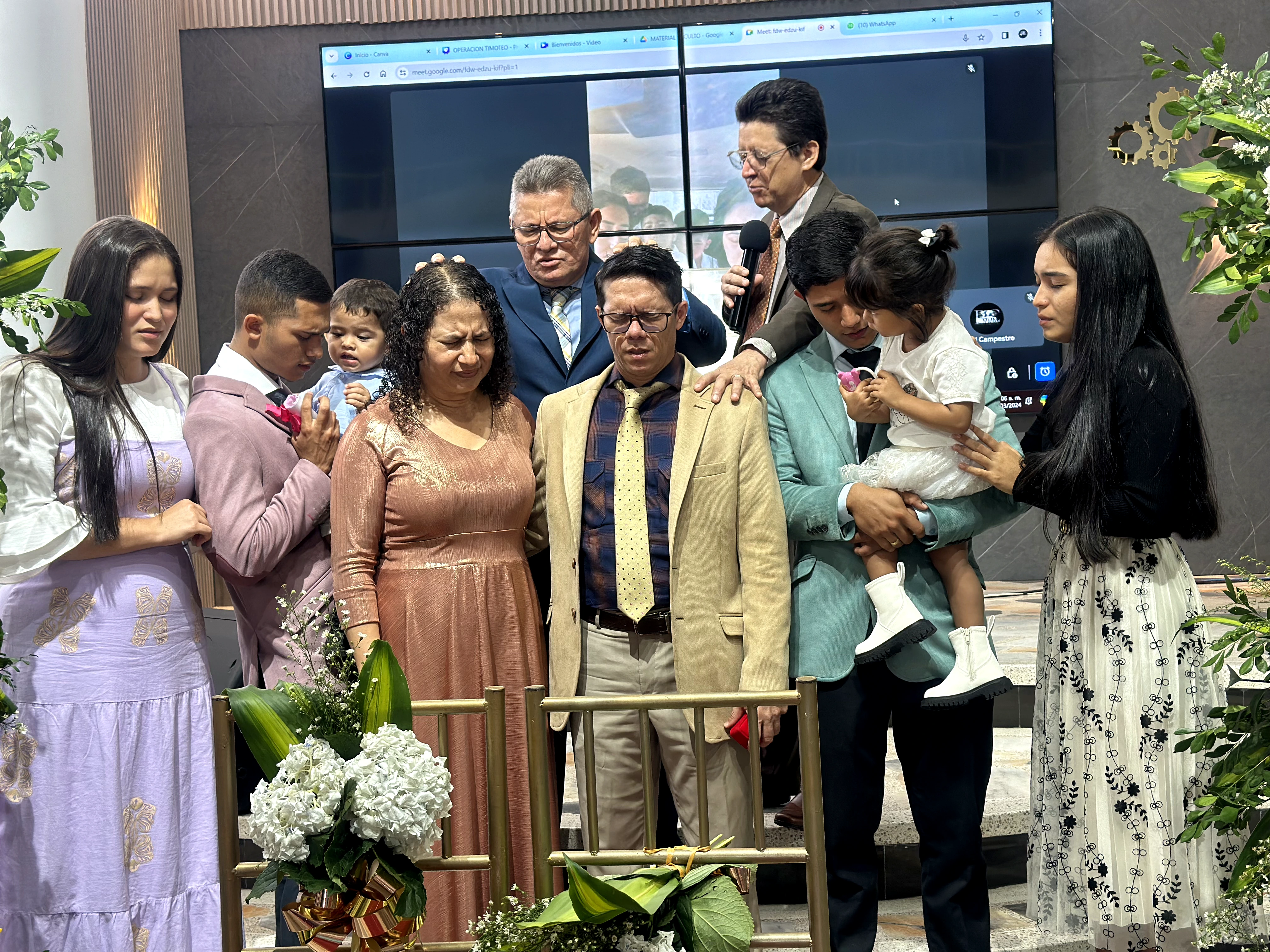 Familia Pastoral Pastor Josué Angarita y Olga Lucía — Consagración y Ministerio Familiar